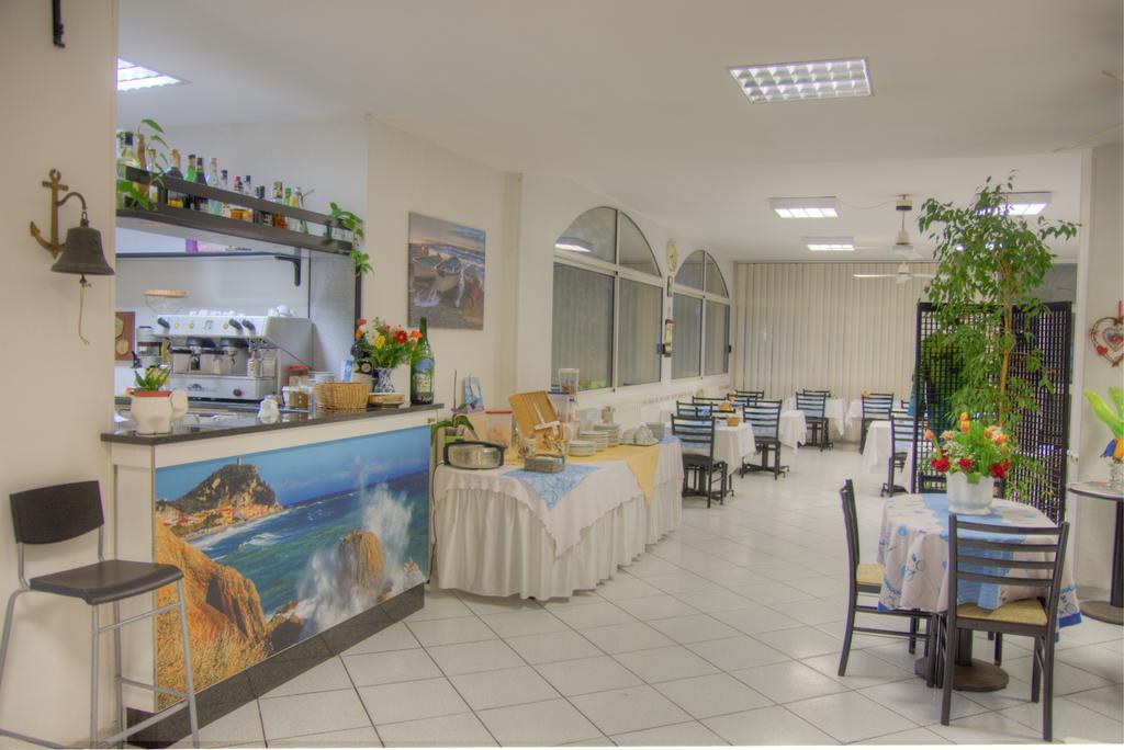 Hotel Deutsche Familien Фінале-Лігуре Екстер'єр фото